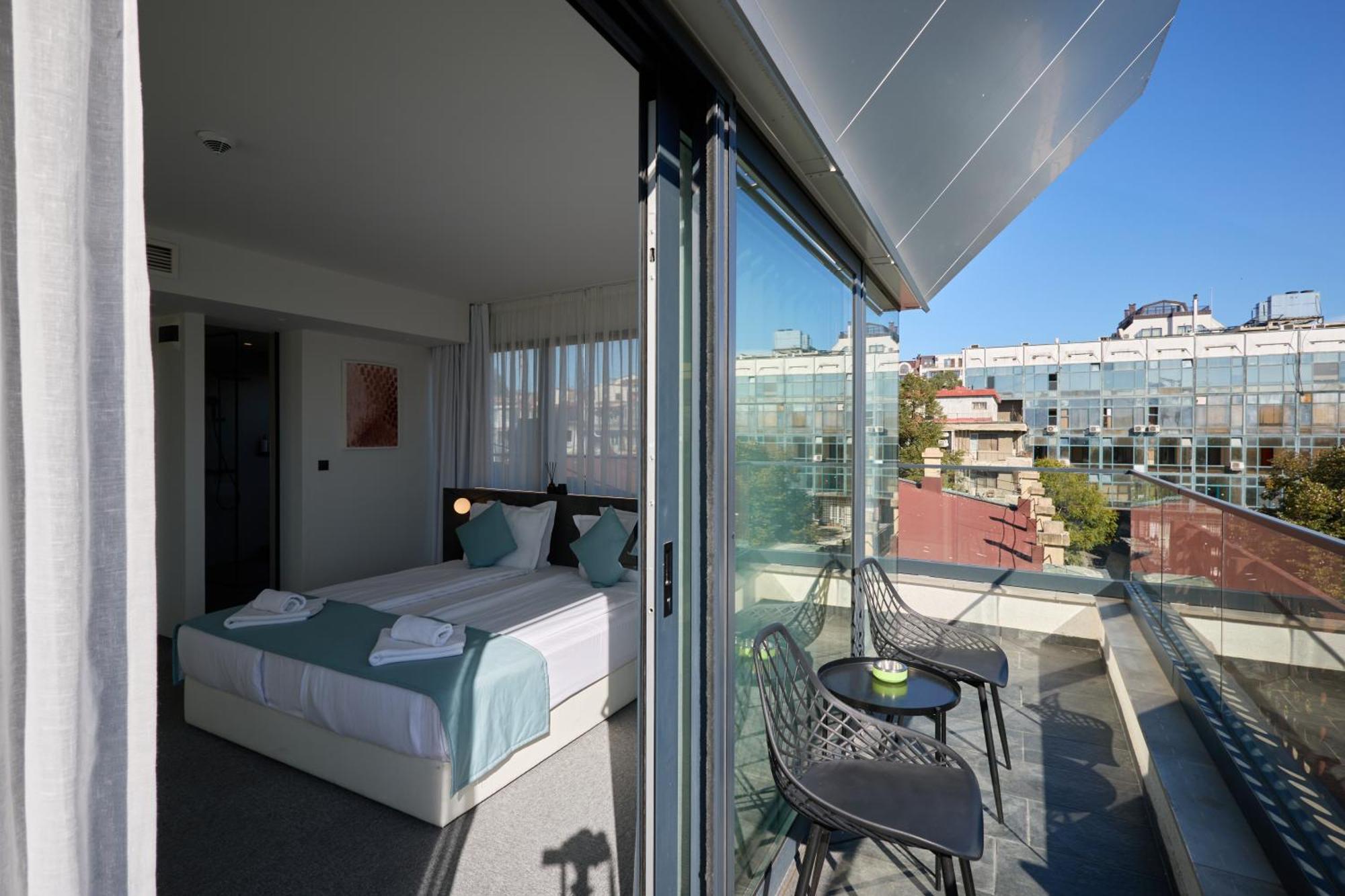 Bizarre Boutique Hotel Varna Exterior photo