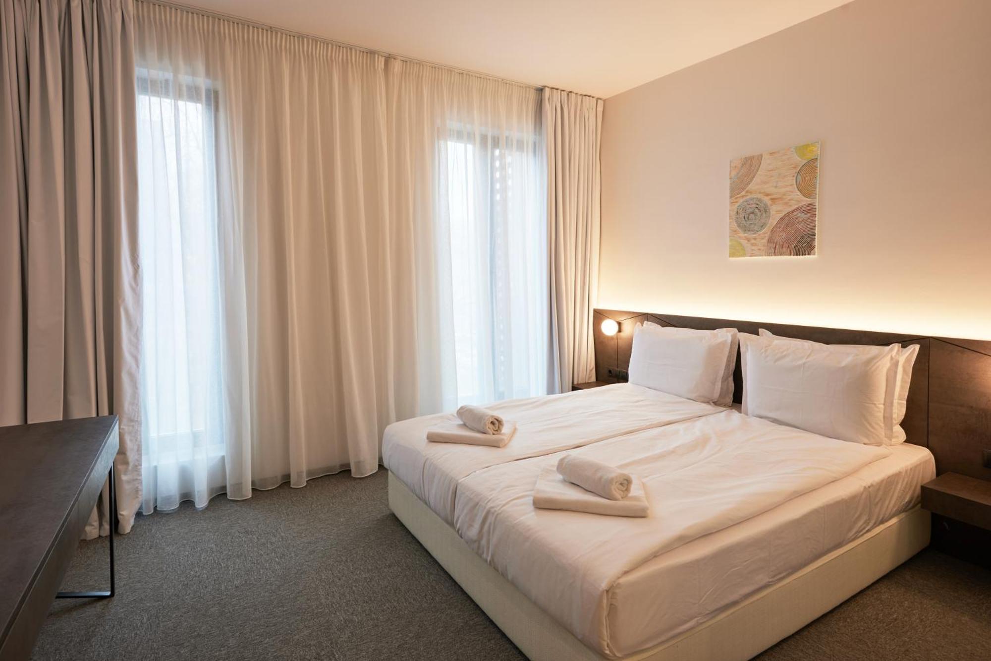 Bizarre Boutique Hotel Varna Exterior photo